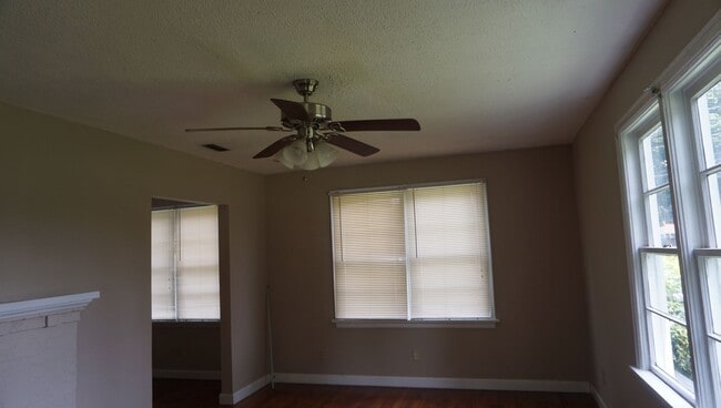Photo - 406COLL Unit 406A