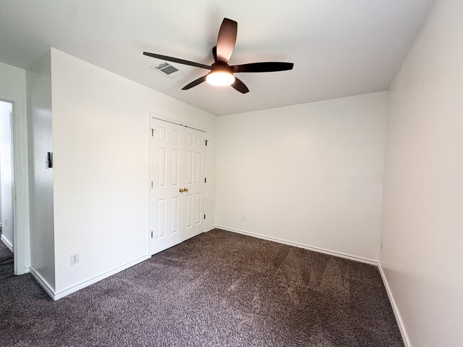 2902 Kestrel Dr Unidad B