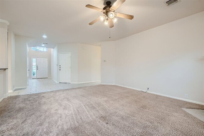 Photo - Beautiful 5 Bedroom Home!!!!