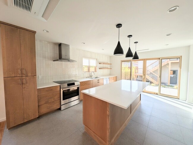 Photo - 2207 N 18th St