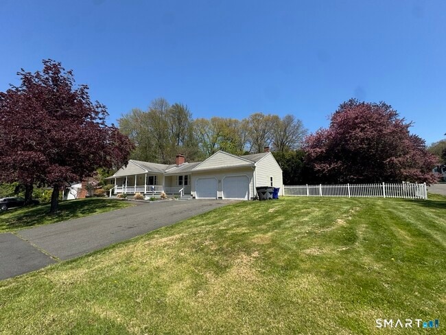 Photo - 44 St James Ave