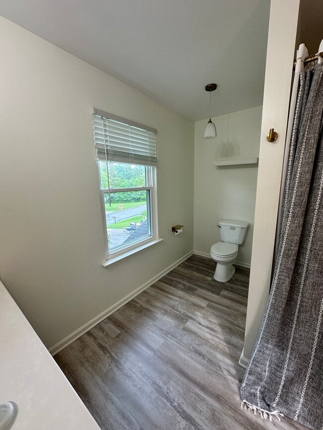 Photo - 435 Smallwood Dr