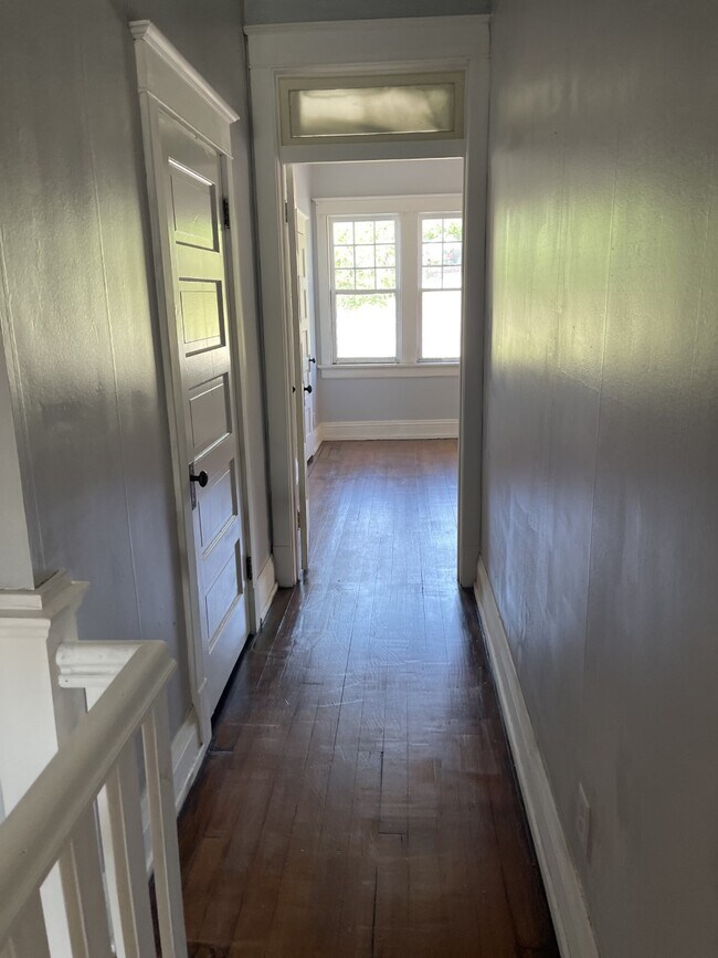 Photo - 615 N 9th St