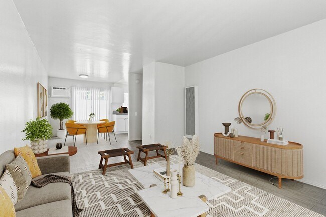 Carlyle Court Apartment Homes