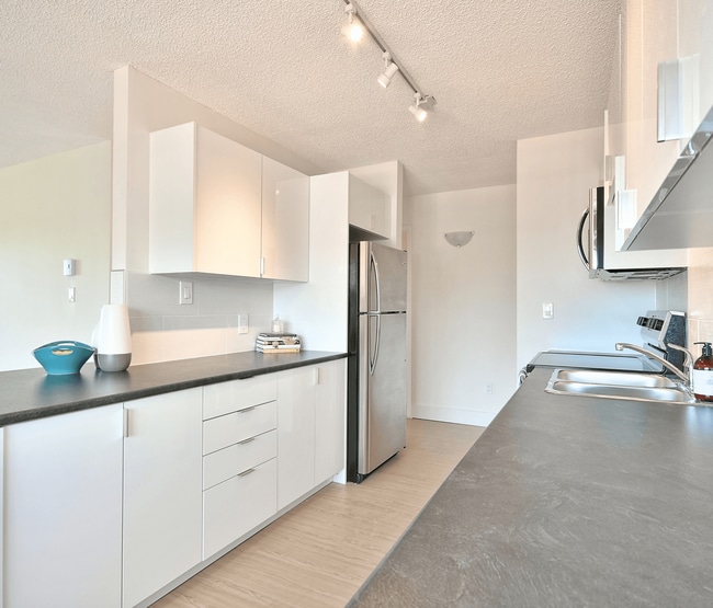 Photo - 127 & 157 Biggs Street