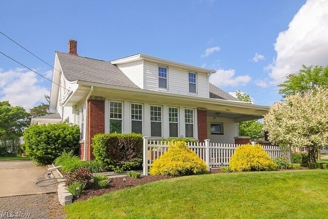 Photo - 7003 Brecksville Rd