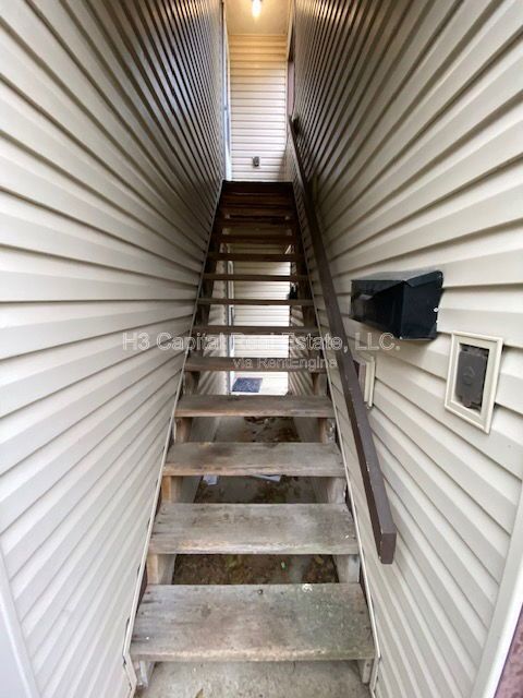 Photo - 901 2nd St Unit 3