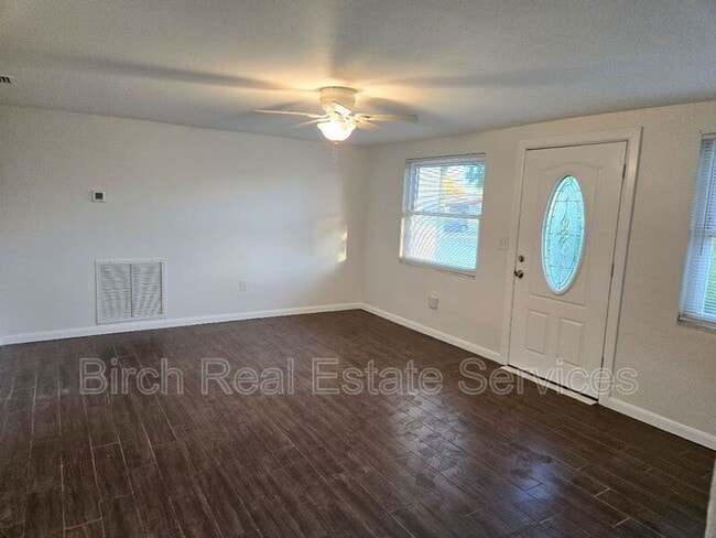 Photo - 6111 1st Ave