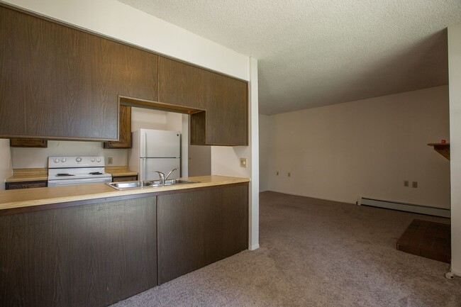 Photo - 512 E Monroe Dr Apartment Unit 512 E Monroe Dr D415