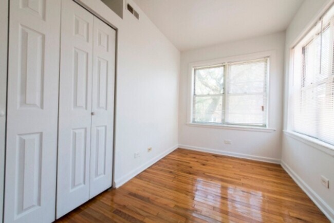 Photo - 7131 S Yates