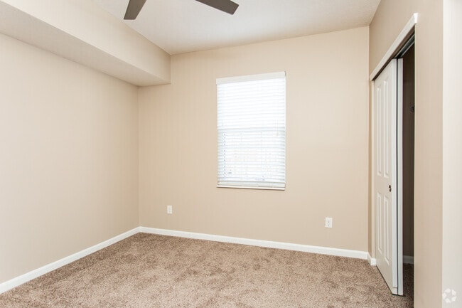 1BR, 1BA - 678 SF - The Foxfire