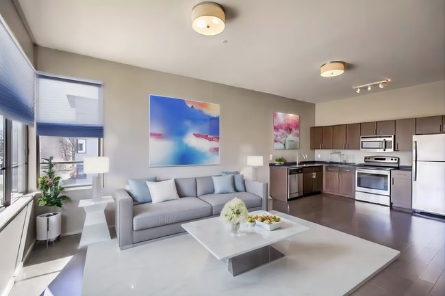 Photo - Gillham Park Row