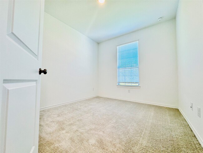 Photo - 1240 Woodflower Dr