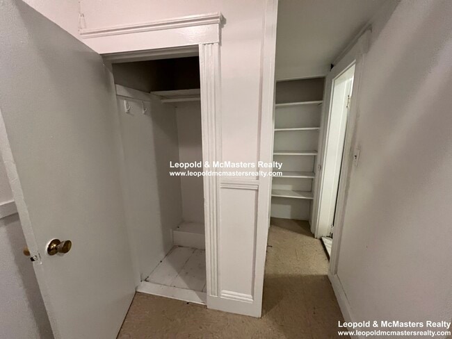 Photo - 144 Warren St