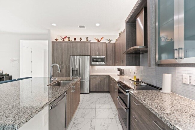 Building Photo - 13185 Mount Columbia Ter