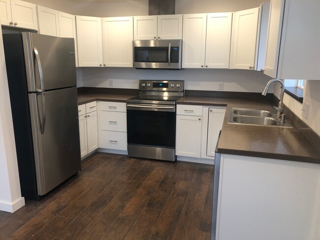 1030 S Catlin St Unit 201