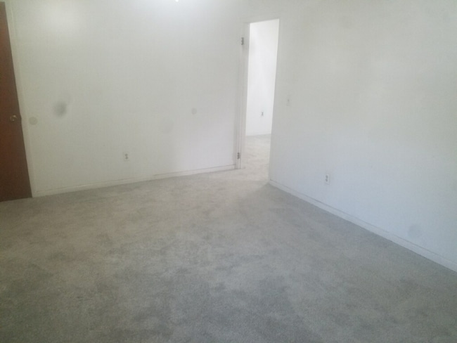 Photo - 718 Orange St