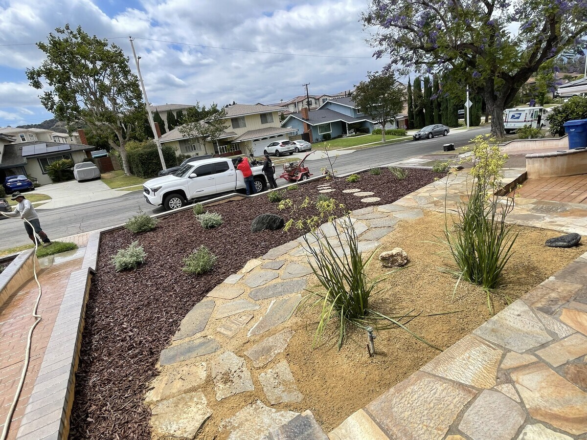 Photo - 2546 Angelcrest Dr