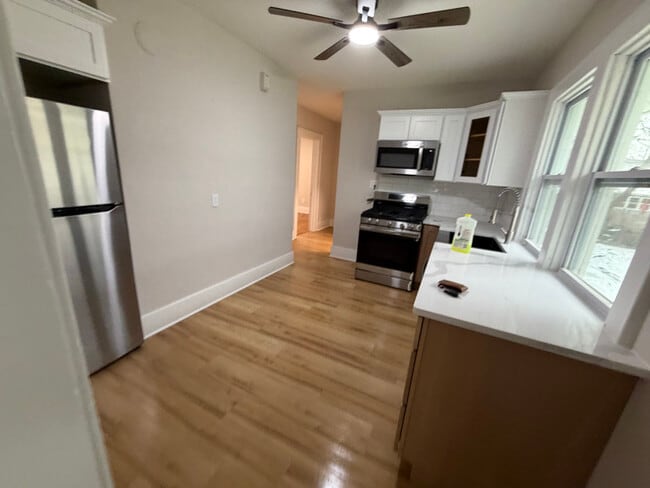 Photo - 513-15 Tennyson Ave Unit Floor 2