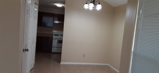 Photo - 8527 Ashlawn Dr