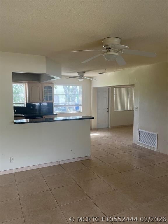 Photo - 3210 Sheridan Ln
