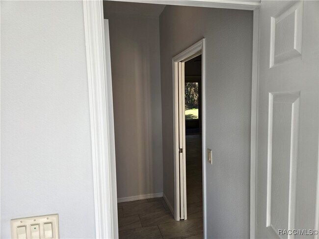 Photo - 2846 N Kittery Point