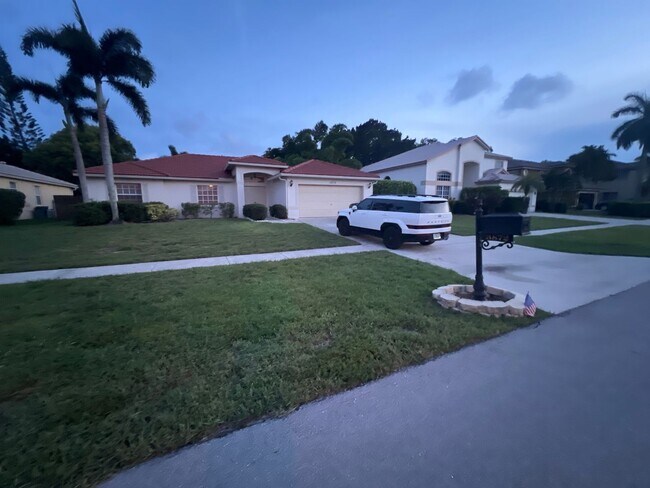 Photo - 3872 Cypress Lake Dr