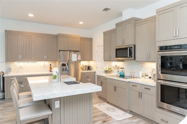 Photo - 11826 SW 13th Ct