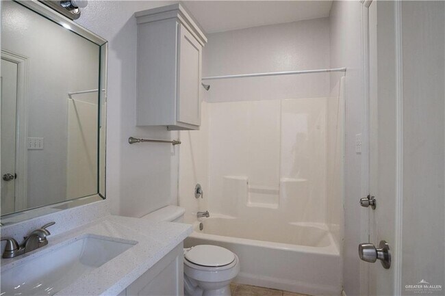 3127 Regal Dr Unit A
