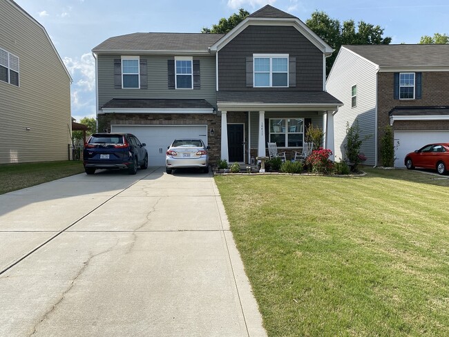 Photo - 10411 Porters Pond Ln NW House