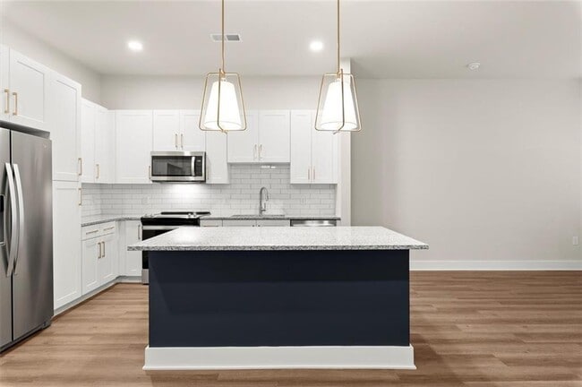 Photo - 2648 Sandy Plains Rd Unit 218