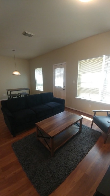 Photo - 3512 Canfield St