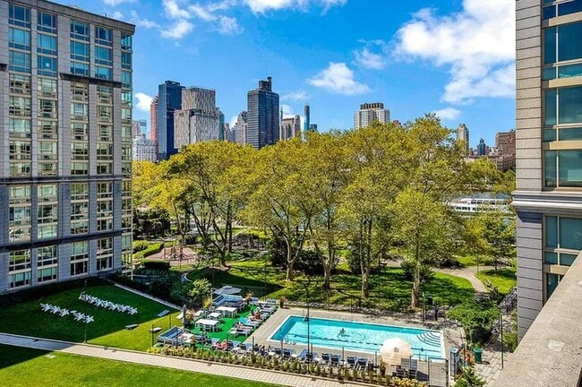Building Photo - 0 bedroom in NEW YORK NY 10044 Unit 403 Rental