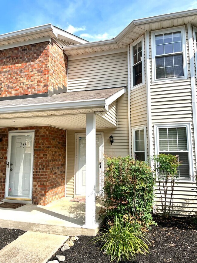 Photo - Spacious 2 bedroom/1.5 bathroom Donelson t...