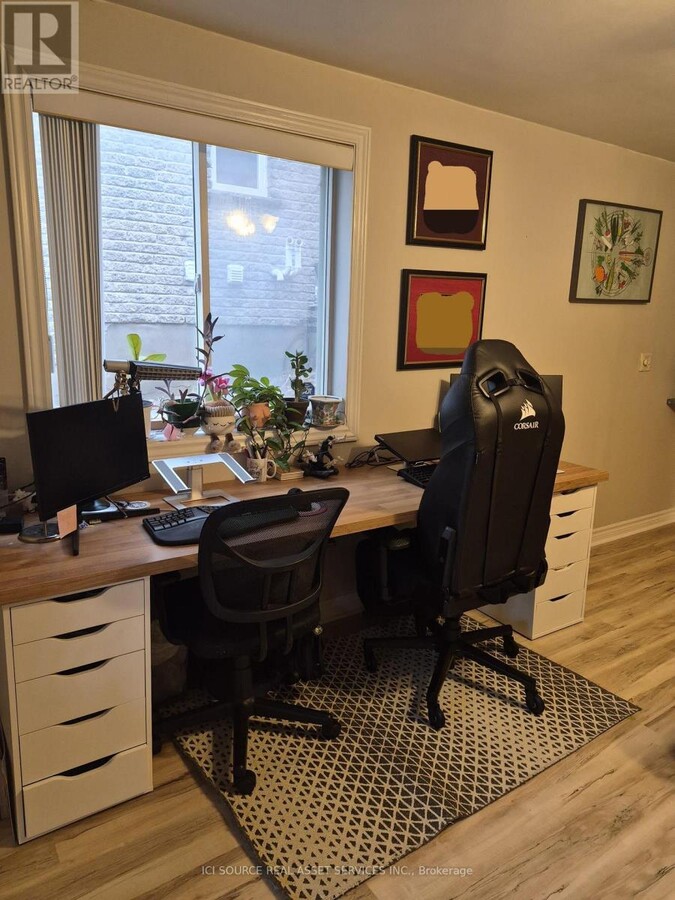 Photo - 124 Farley Dr