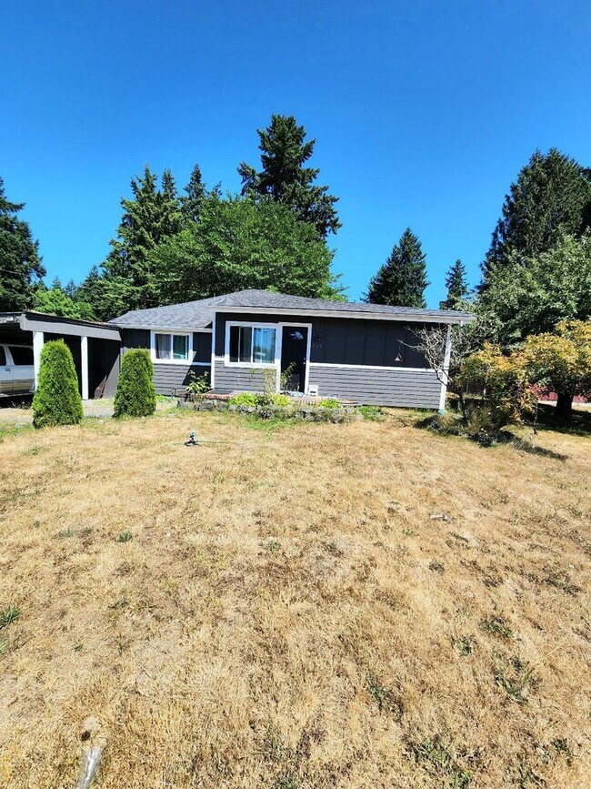 Photo - 3Bdrm Affordable, Quiet and Washer-Dryer I...