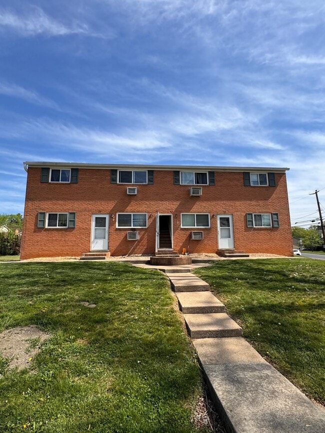 Building Photo - Apartment for Rent