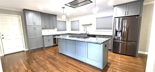 Photo - 1310 Poplarcrest Cir SE