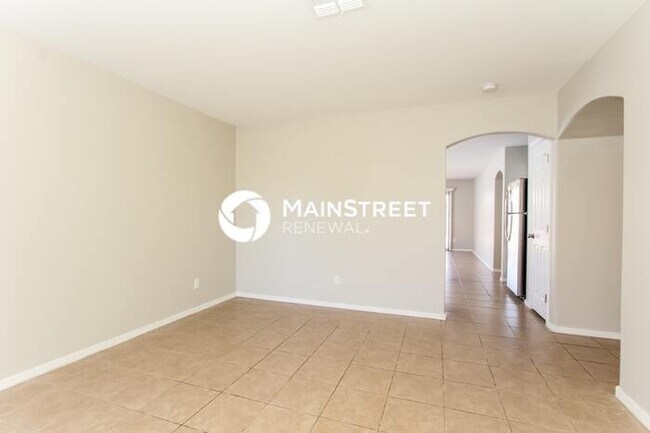 Photo - 3 Bedroom Pet-Friendly Home in Phoenix, AZ with Main Street Renewal