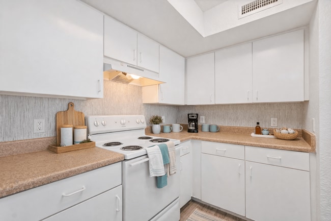 Photo - Sundance Pointe