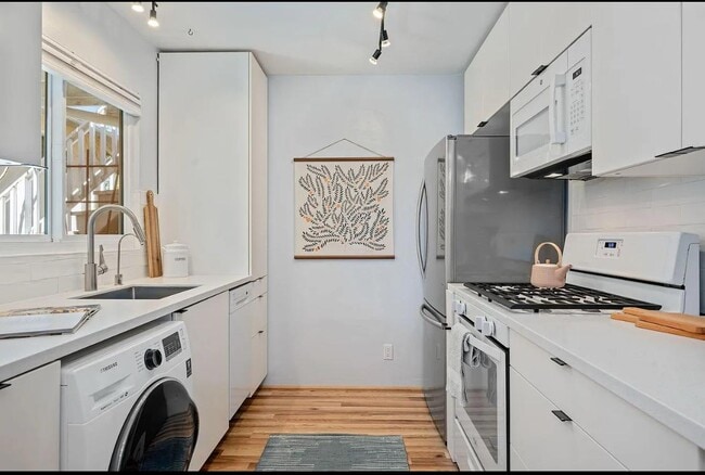 Photo - Stylish beautiful one bedroom