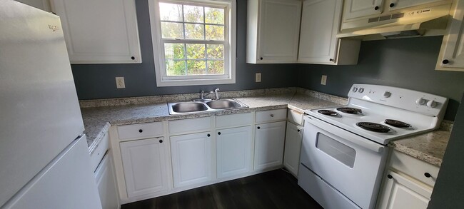 Photo - 1211 Knight St Unit Apt. B