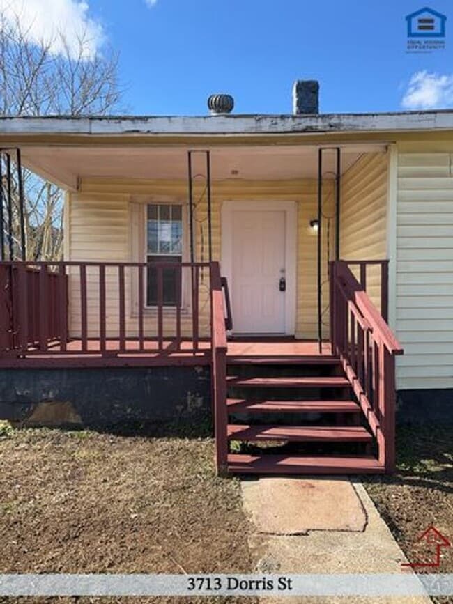 Photo - 3713 Dorris St