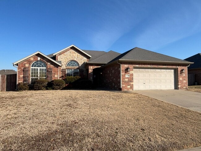 Photo - Beautiful 3 Bedroom, 2 Bathroom Home in Persimmon Place!
