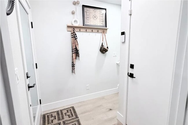 Photo - 4890 Zuni St