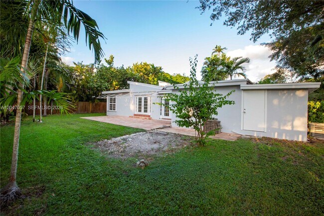 5451 SW 80th St