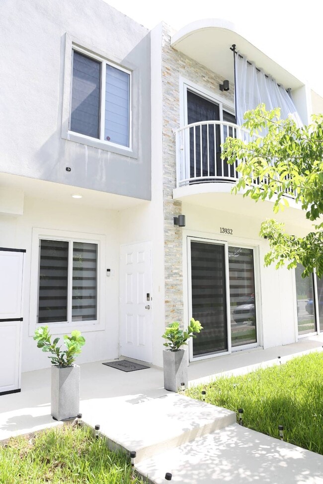 Building Photo - 259 SW 259th Way