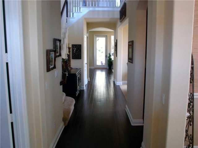 Building Photo - 4 Bed, 3.5 Bath - Bressi Ranch
