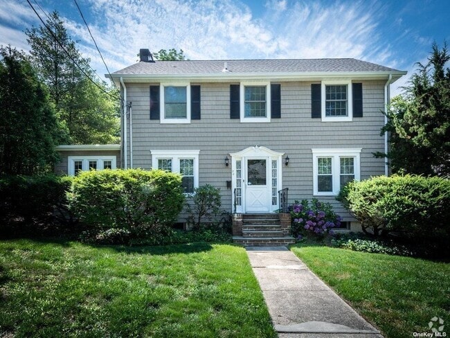 Building Photo - 70 Beechwood Ave Rental