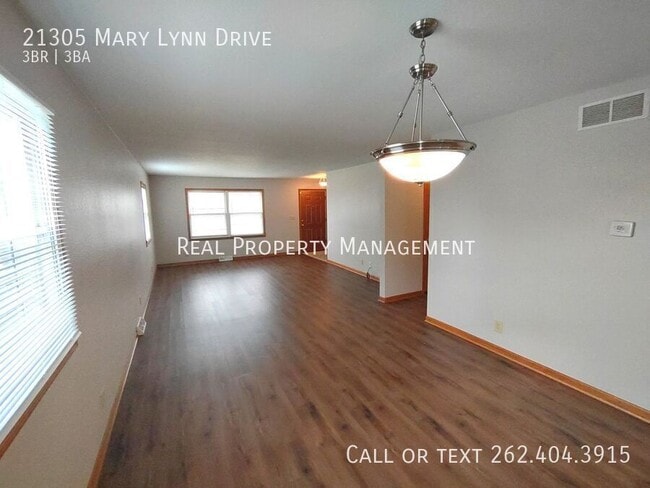 Photo - 21305 Mary Lynn Dr